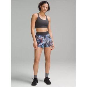 Lululemon Fast and Free Reflective High-Rise Classic-Fit Short‎ 3" Size 6